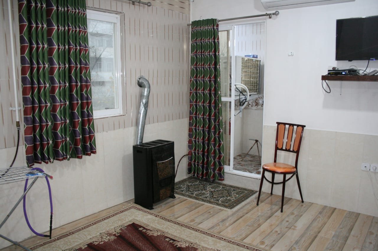 یک خواب نهارخوران 1