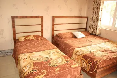 مجتمع اقامتی متل سه کاج - واحد 12 سه تخته