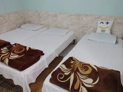 مسافرخانه ولیعصر - واحد پنج تخته