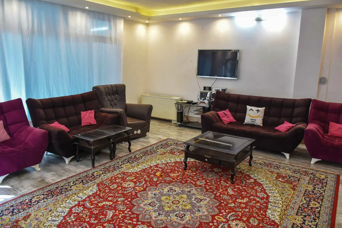 یک خوابه استخردار آبگرم ولیعصر۱۱