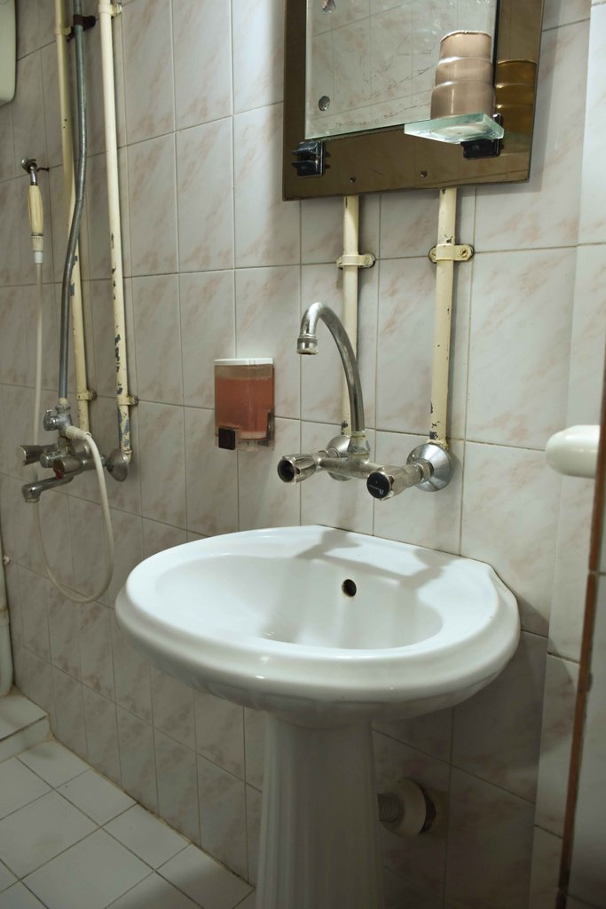 مسافرخانه سپیده واحد چهارتخته