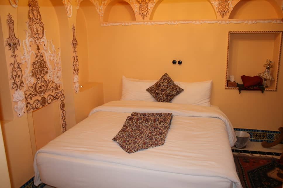 اقامتگاه سنتی داروش - واحد یادمانه