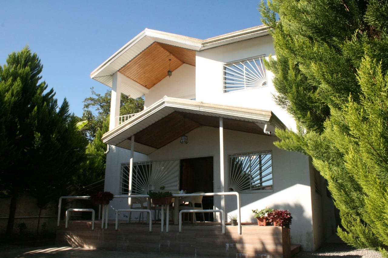 دوخوابه جنگلی گیتارا