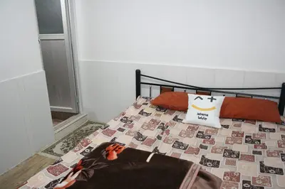 آپارتمان یک خواب نهارخوران ۳