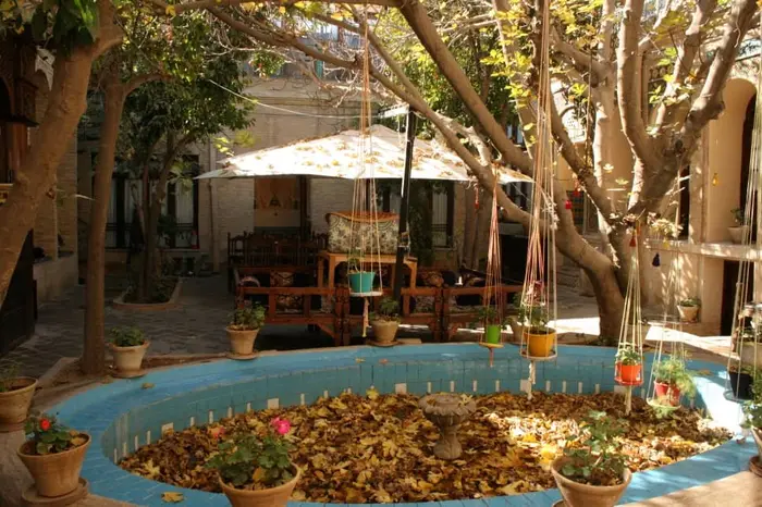 اقامتگاه سنتی داروش - واحد سه کنج