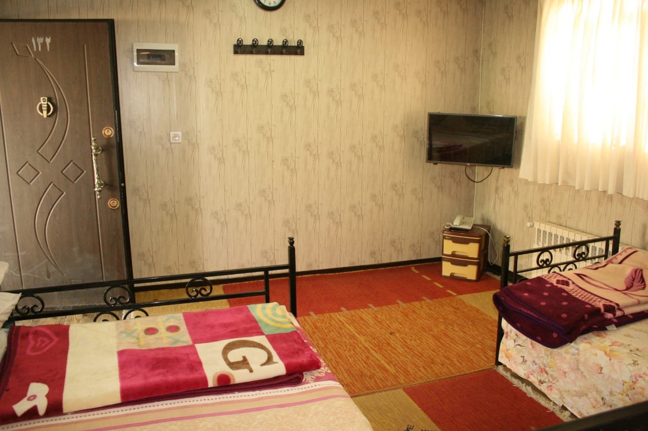 شیراز متل - واحد ۱۳۰