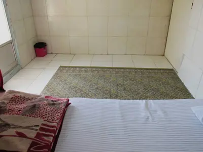 مسافرخانه ولیعصر - واحد دوتخته