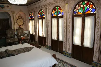 اقامتگاه سنتی داروش - واحد پنج دری