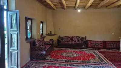 اقامتگاه سنتی بی بی خانم - واحد پذیرایی