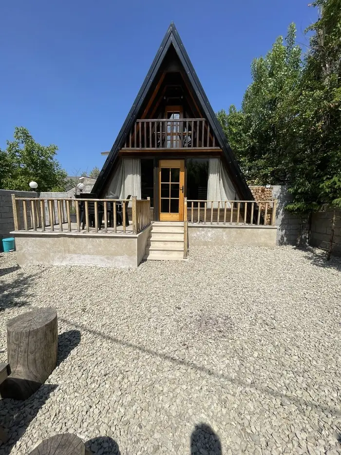 کلبه یک خوابه سوئیسی رز 3