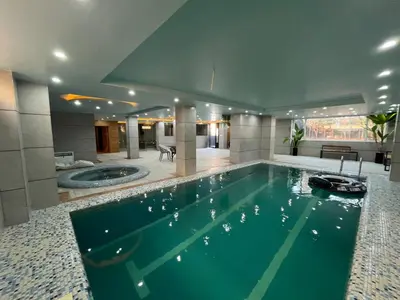 ویلا چهارخوابه تریپلکس استخردار آبگرم گاندو