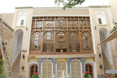 اقامتگاه سنتی حجه فروش - واحد شاه نشین