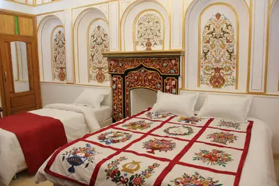 اقامتگاه سنتی حجه فروش - واحد شاه نشین