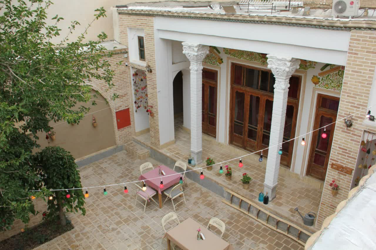 اقامتگاه سنتی حجه فروش - واحد عبدالرزاق