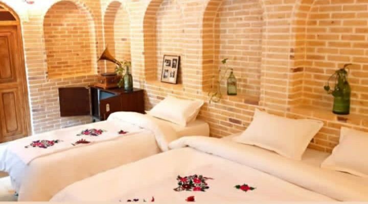 اقامتگاه سنتی حجه فروش - واحد فخرالنسا - اتاق فخرالنسا از داخل 