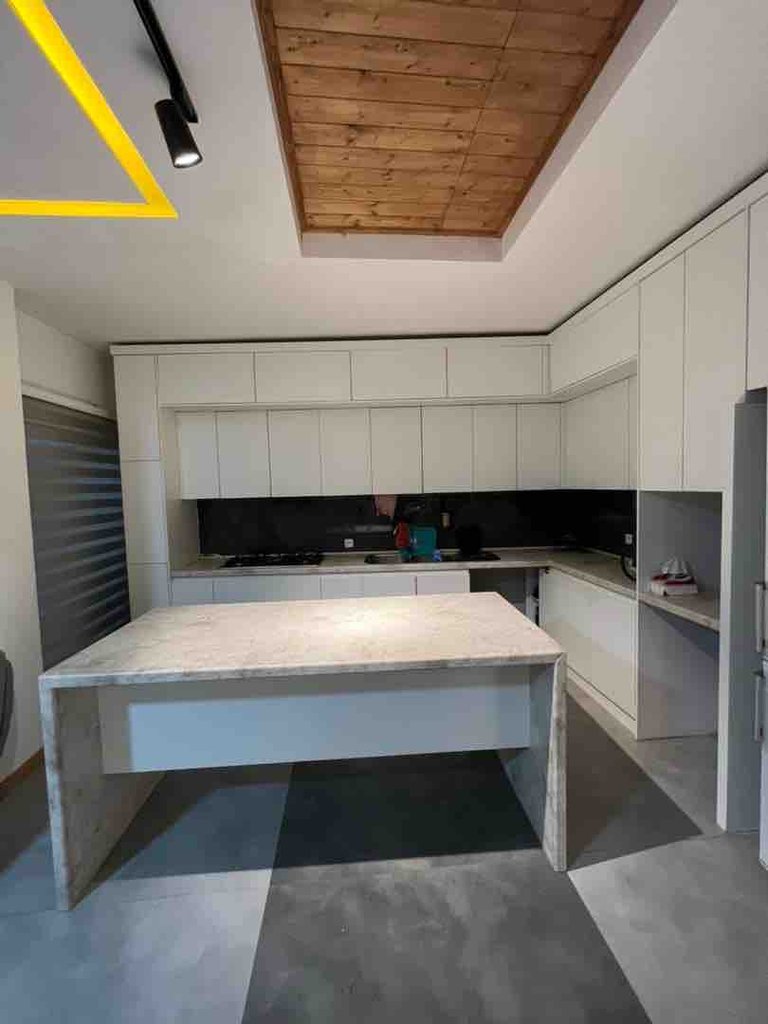 سه خوابه استخردار آبگرم پرایود