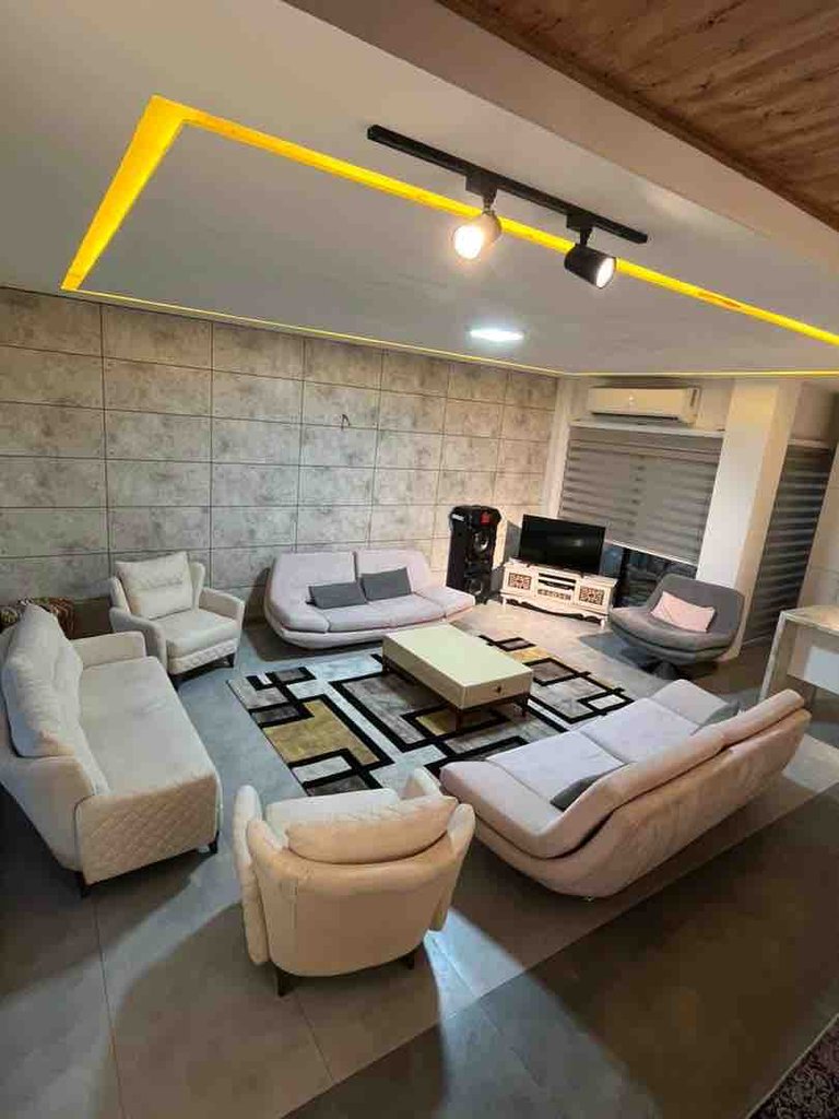 سه خوابه استخردار آبگرم پرایود