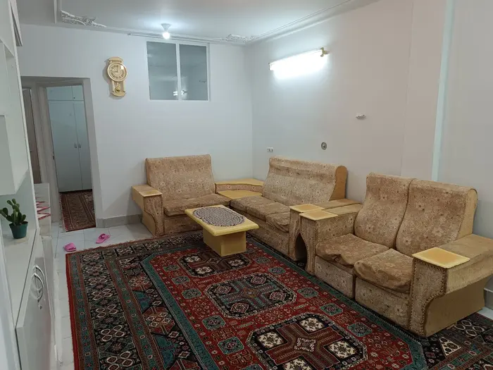 آپارتمان دوخوابه عنایت