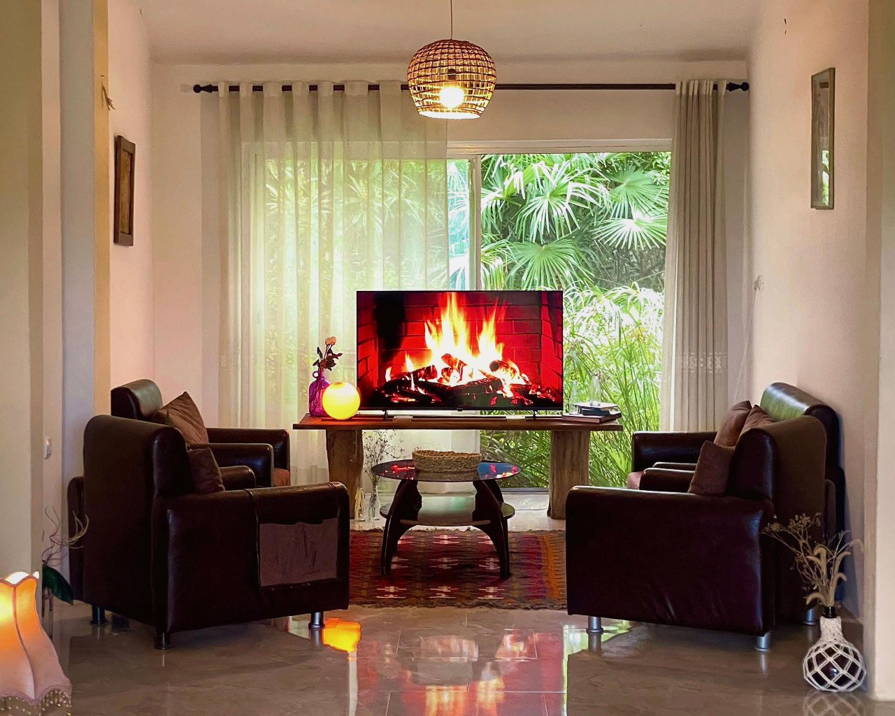 ویلا سه خوابه جنگلی خانه باغ