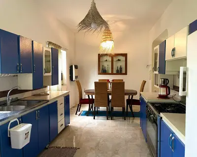 ویلا سه خوابه جنگلی خانه باغ