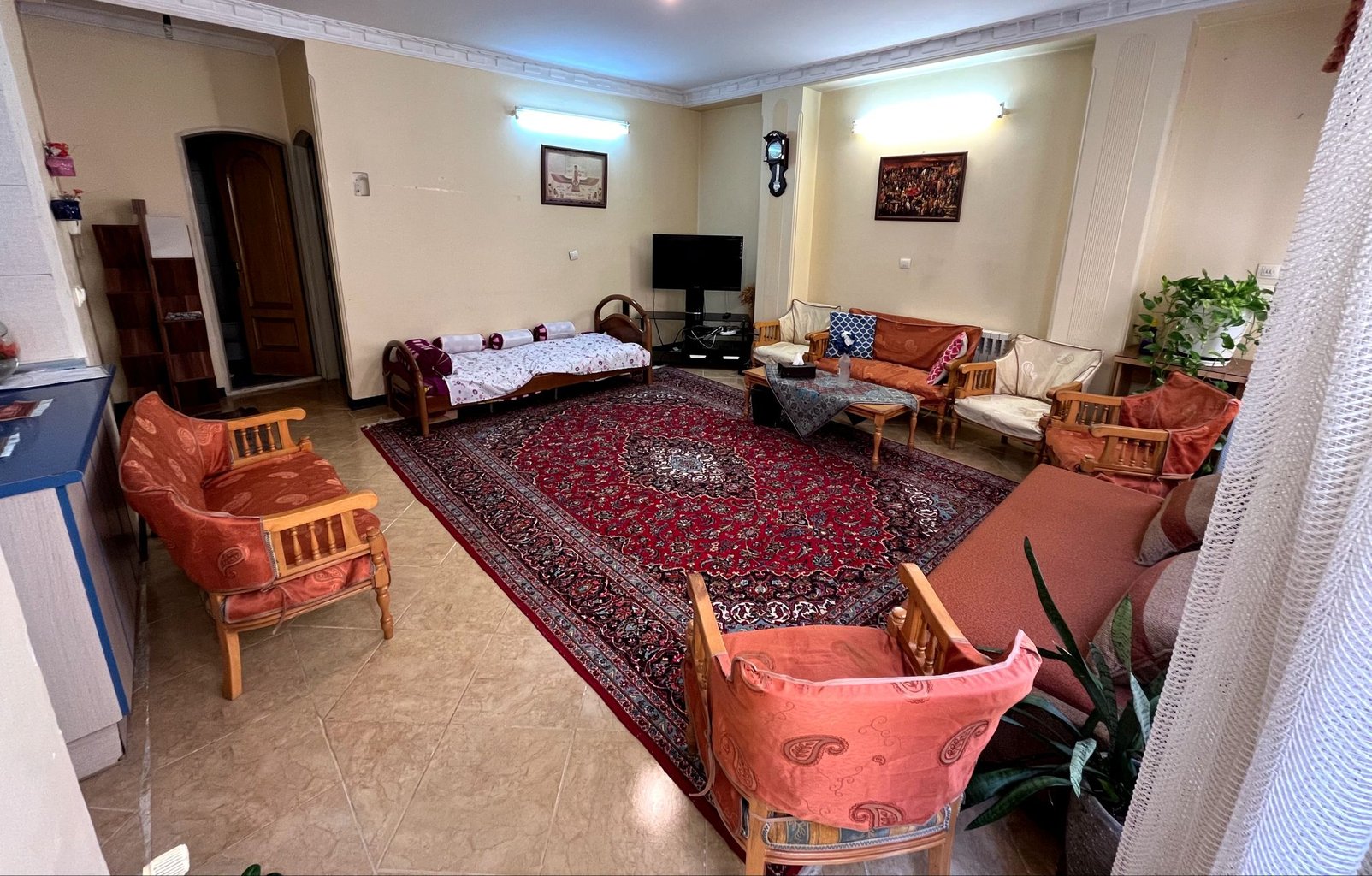 سوئیت یک خوابه پریسا