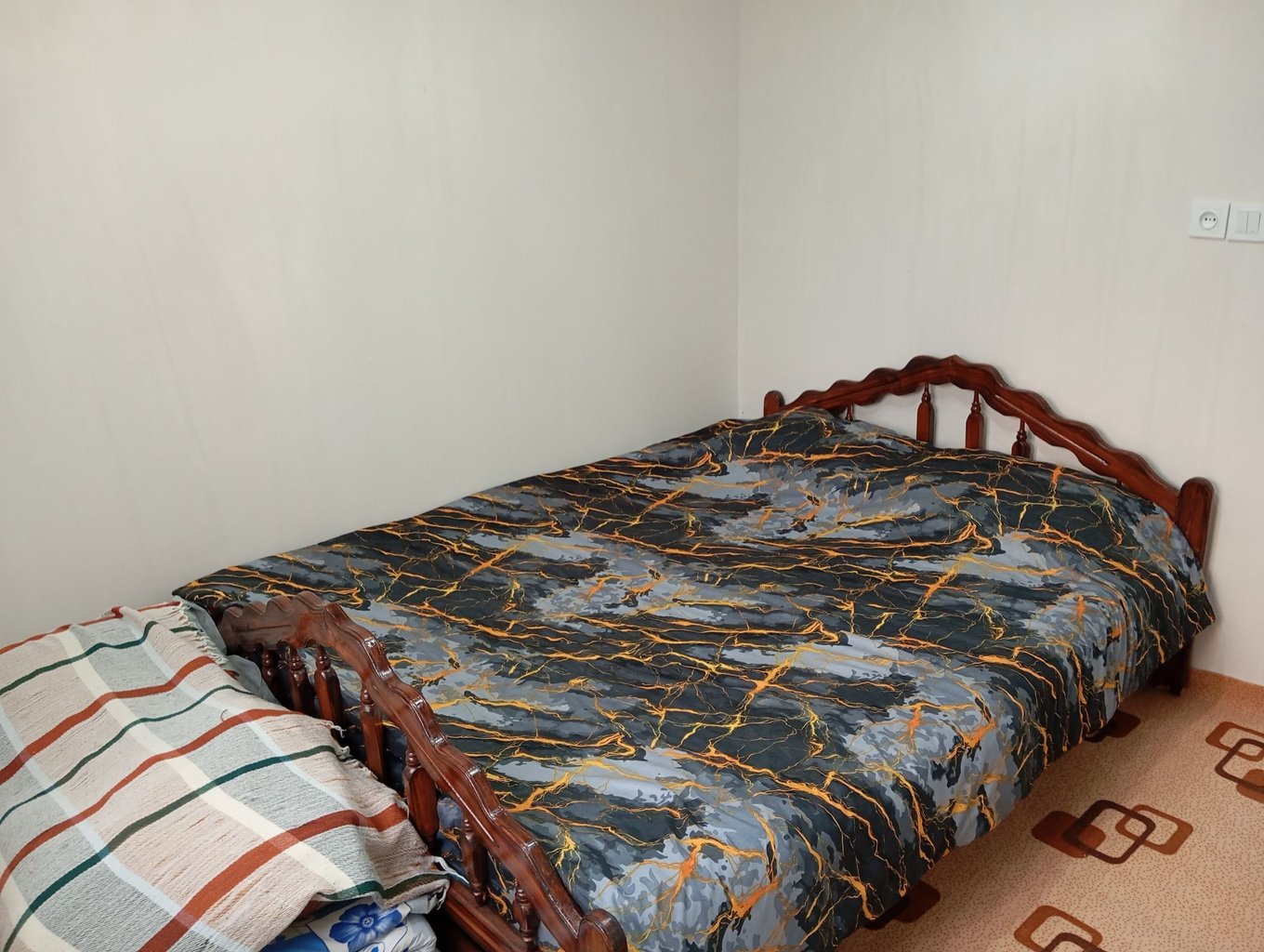 یک خوابه شالیزار 2024