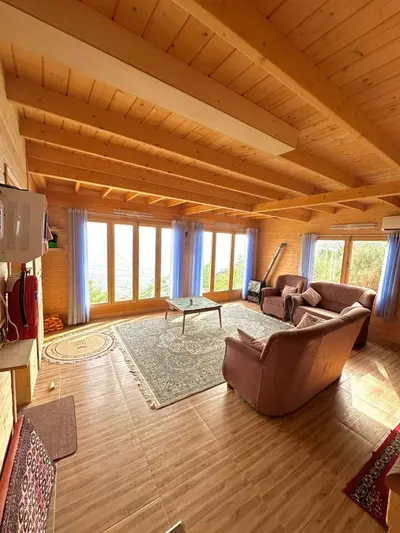 کلبه سه خوابه چشم انداز 2