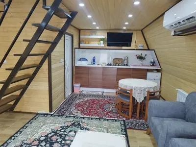 کلبه دوخوابه سوئیسی ساحلی امیر