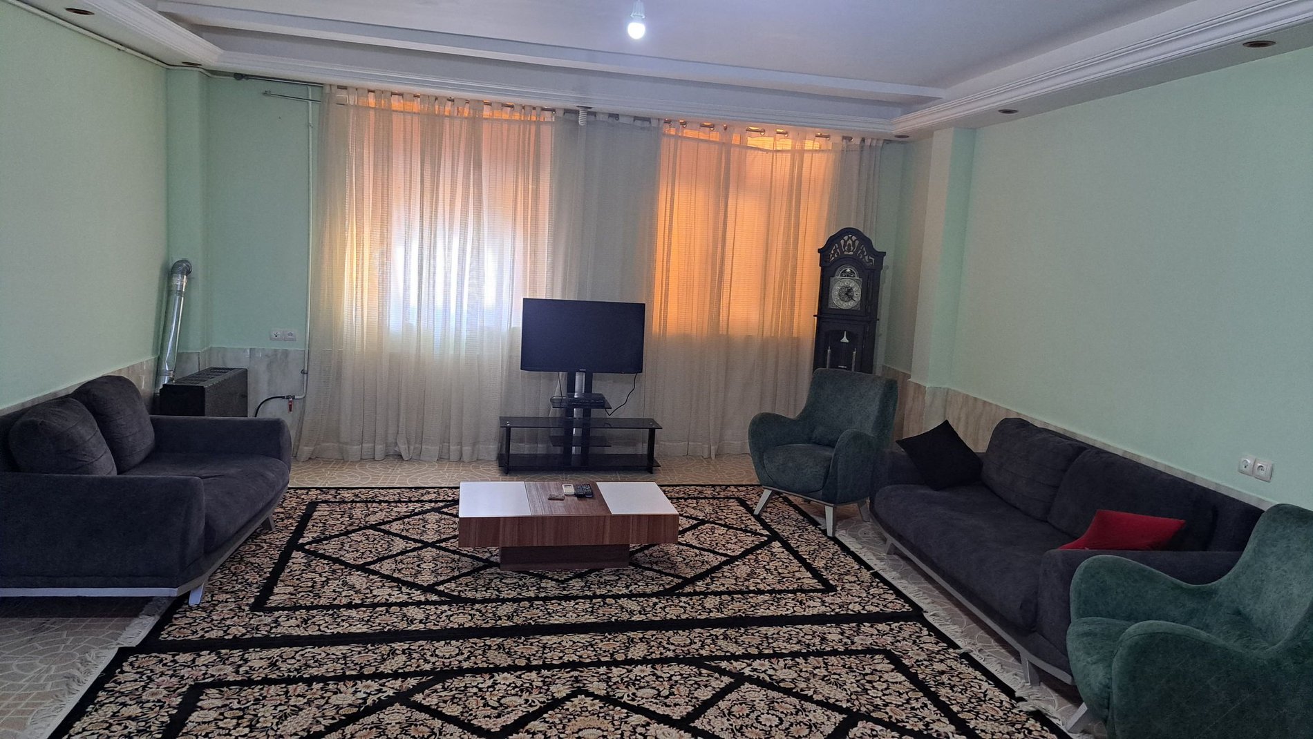 آپارتمان دوخوابه خندق 9