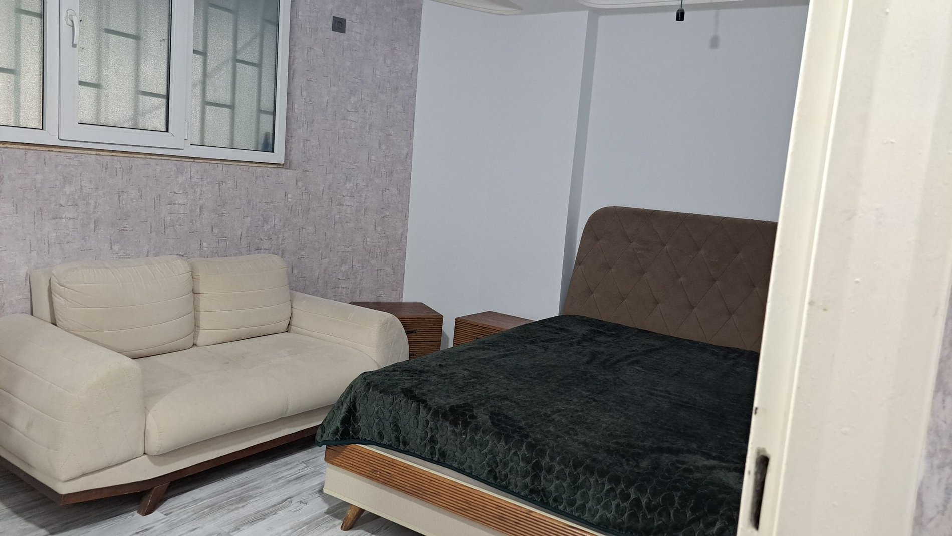 آپارتمان دوخوابه قاصدک