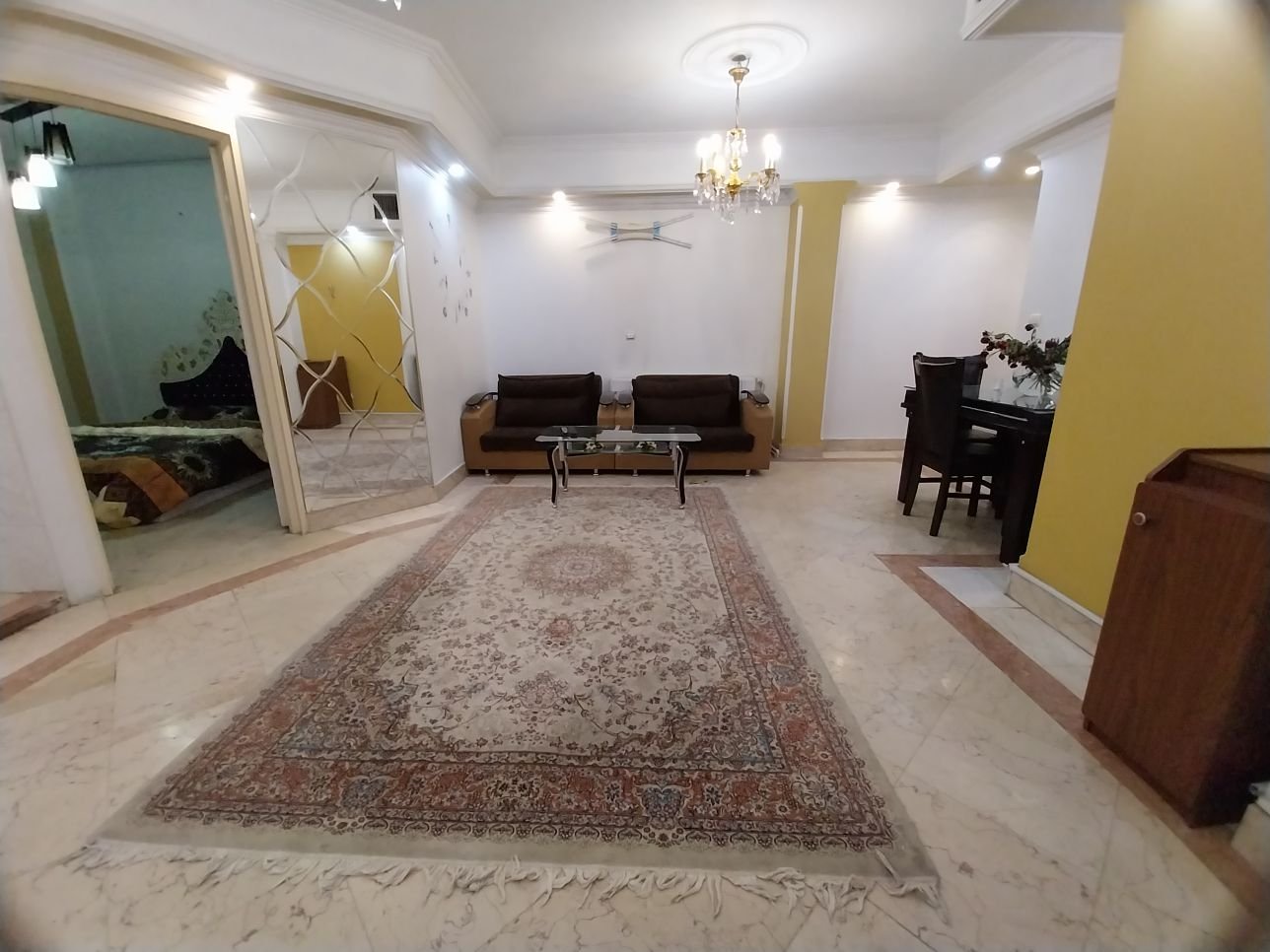 آپارتمان یک خوابه تیام 3 پاسداران