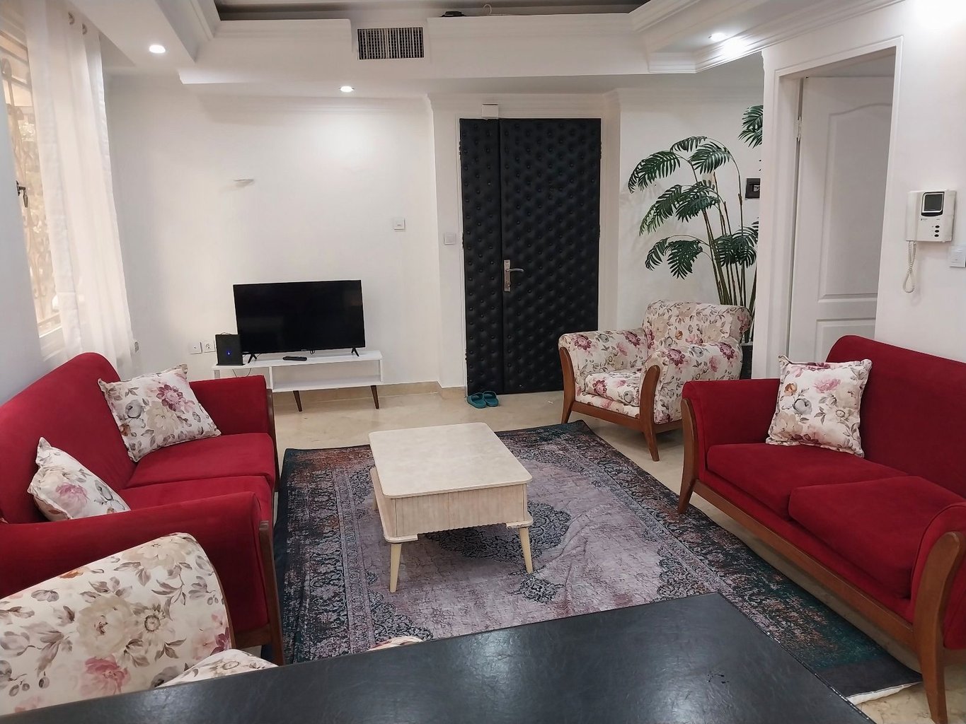 آپارتمان یک خوابه یاران