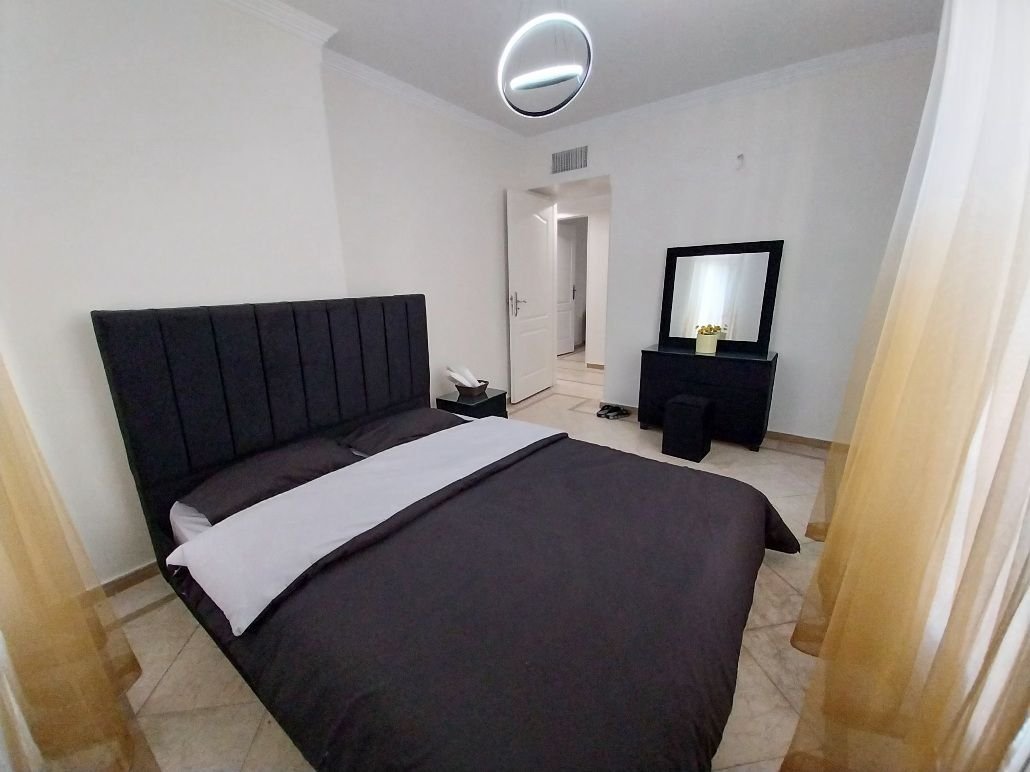 آپارتمان دوخوابه روشا واحد یارا سپهبد قرنی