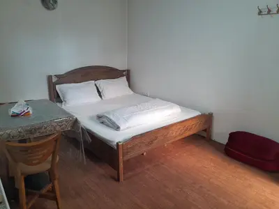 بومگردی سیمرغ فیروزکوه - واحد سرای بختیاری