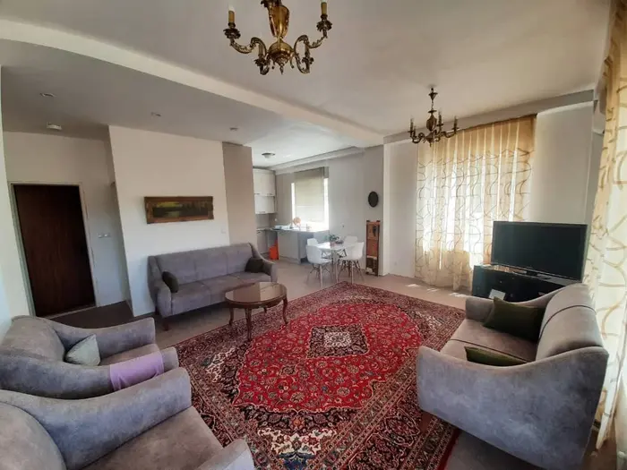 دوخوابه سرای سرسبز - پذیرایی