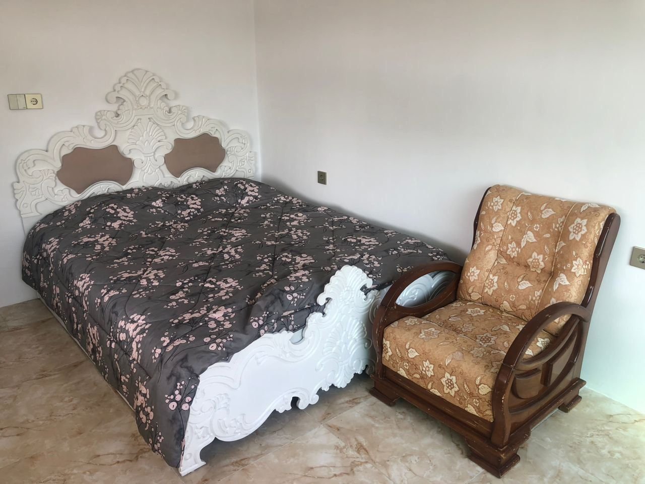 ویلا دوخوابه استخردار آبگرم ماه و ستاره