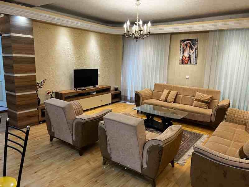 آپارتمان دوخوابه شاهین 18