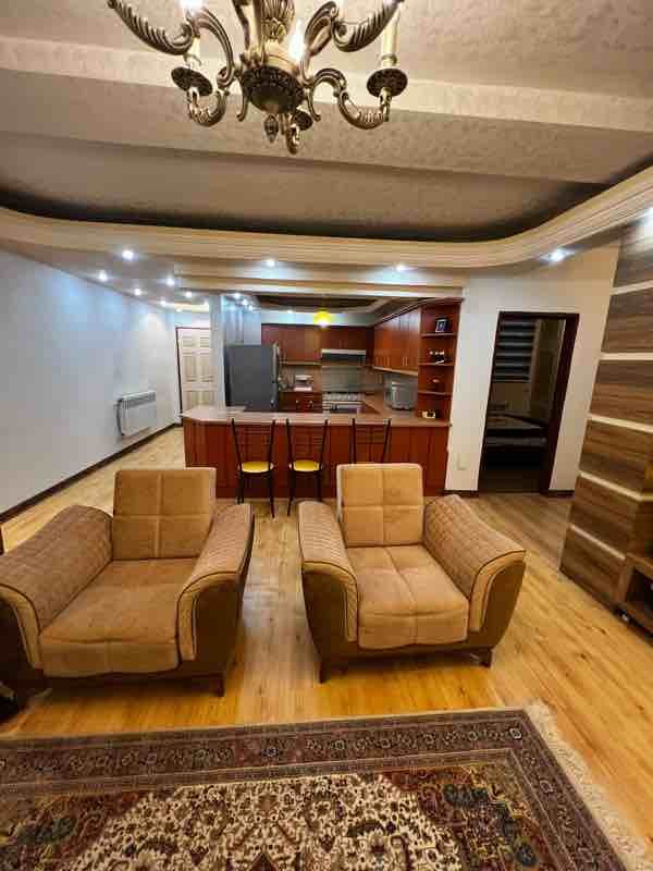 آپارتمان دوخوابه شاهین 18