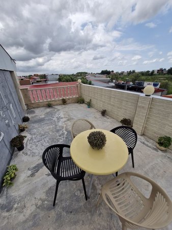 سوئیت فلت بام دار احمد - بام اقامتگاه