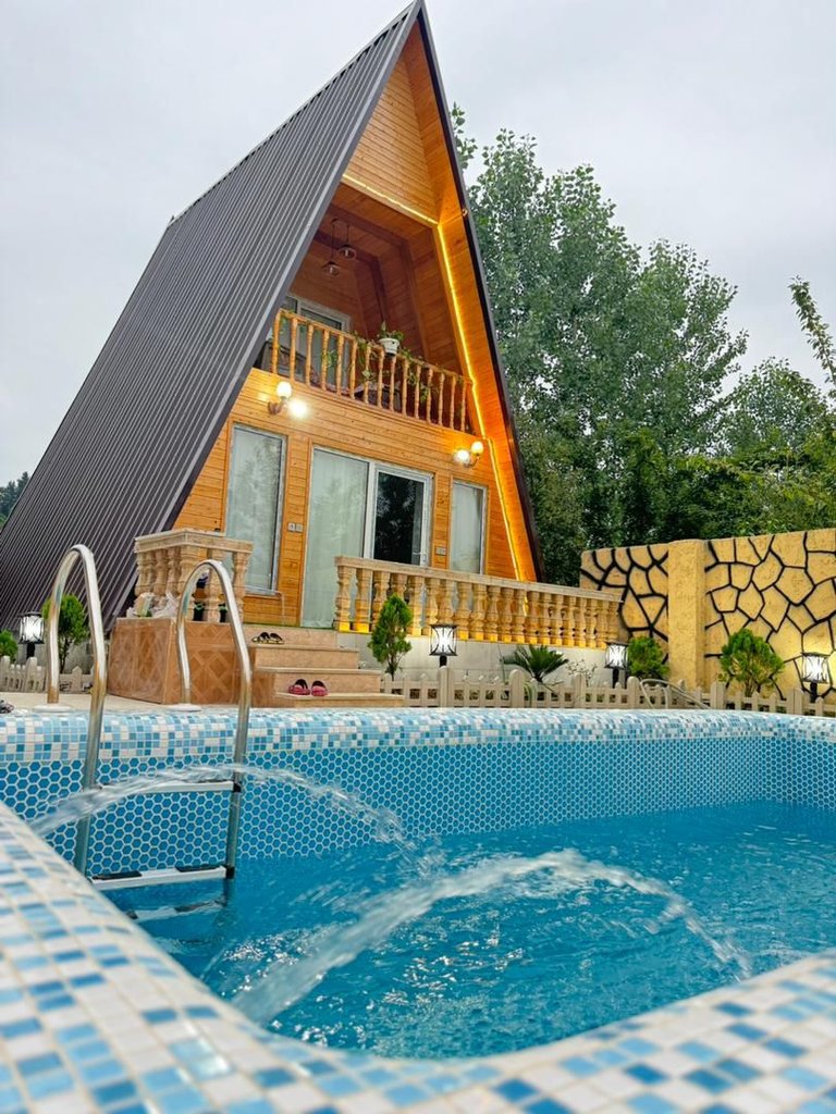 یک خوابه استخردار آبگرم سوئیسی رز