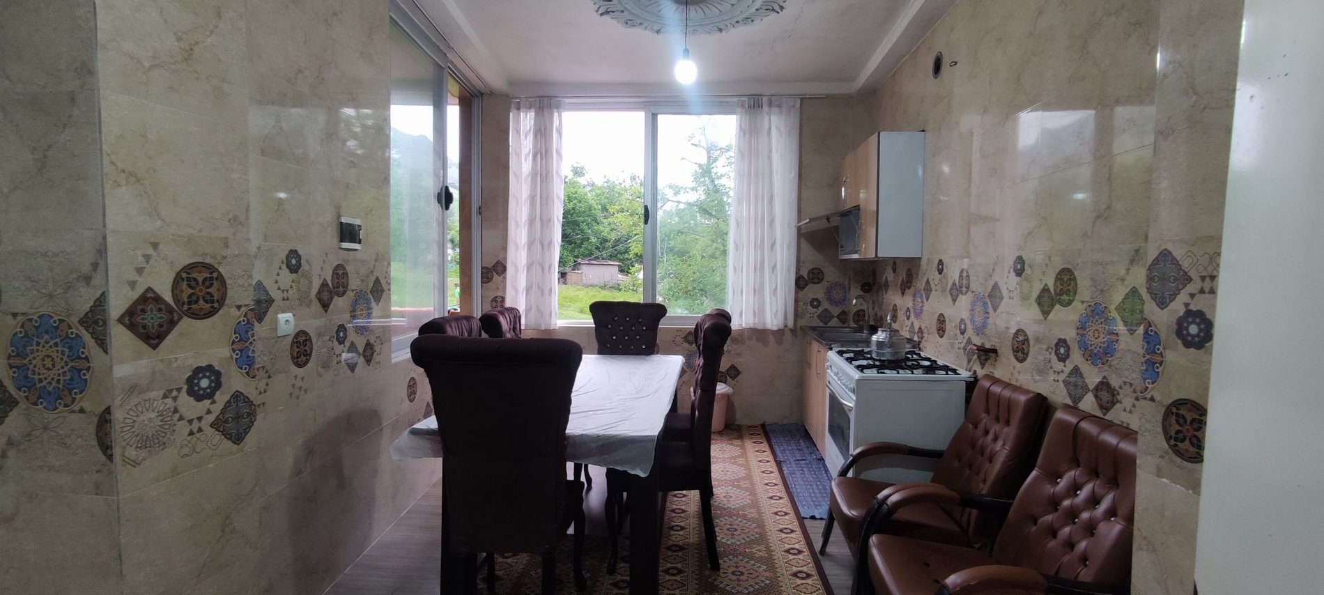 دوخوابه جنگلی نگین حیران