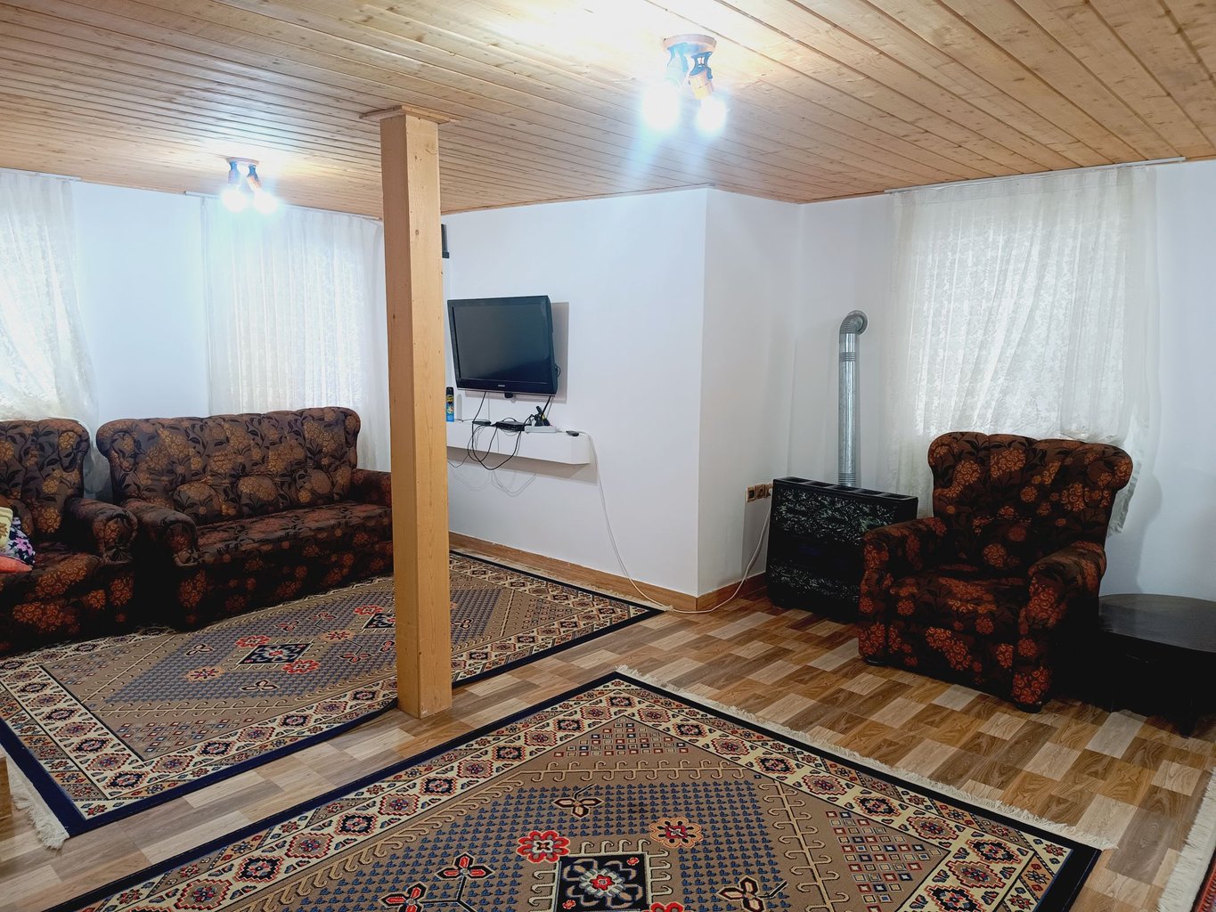 ویلا دوخوابه کوهستانی طاها