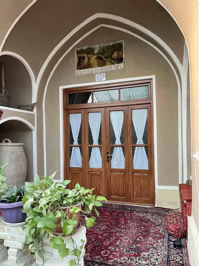 بوم گردی دلنوازان - واحد ١ - انتخاب عنوان تصویر