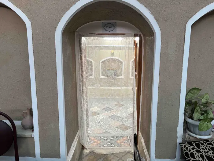 بوم گردی دلنوازان - واحد ٣ - انتخاب عنوان تصویر