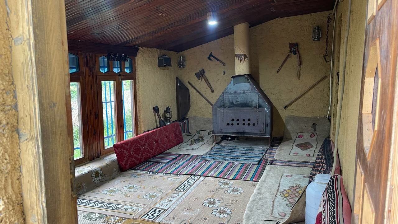 دوخوابه جنگلی استسر