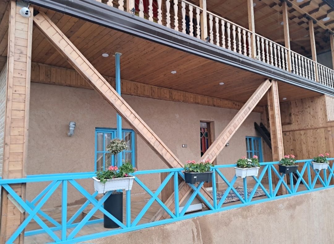 رایکا‌‌ لفور - واحد پاپلی کاهگلی