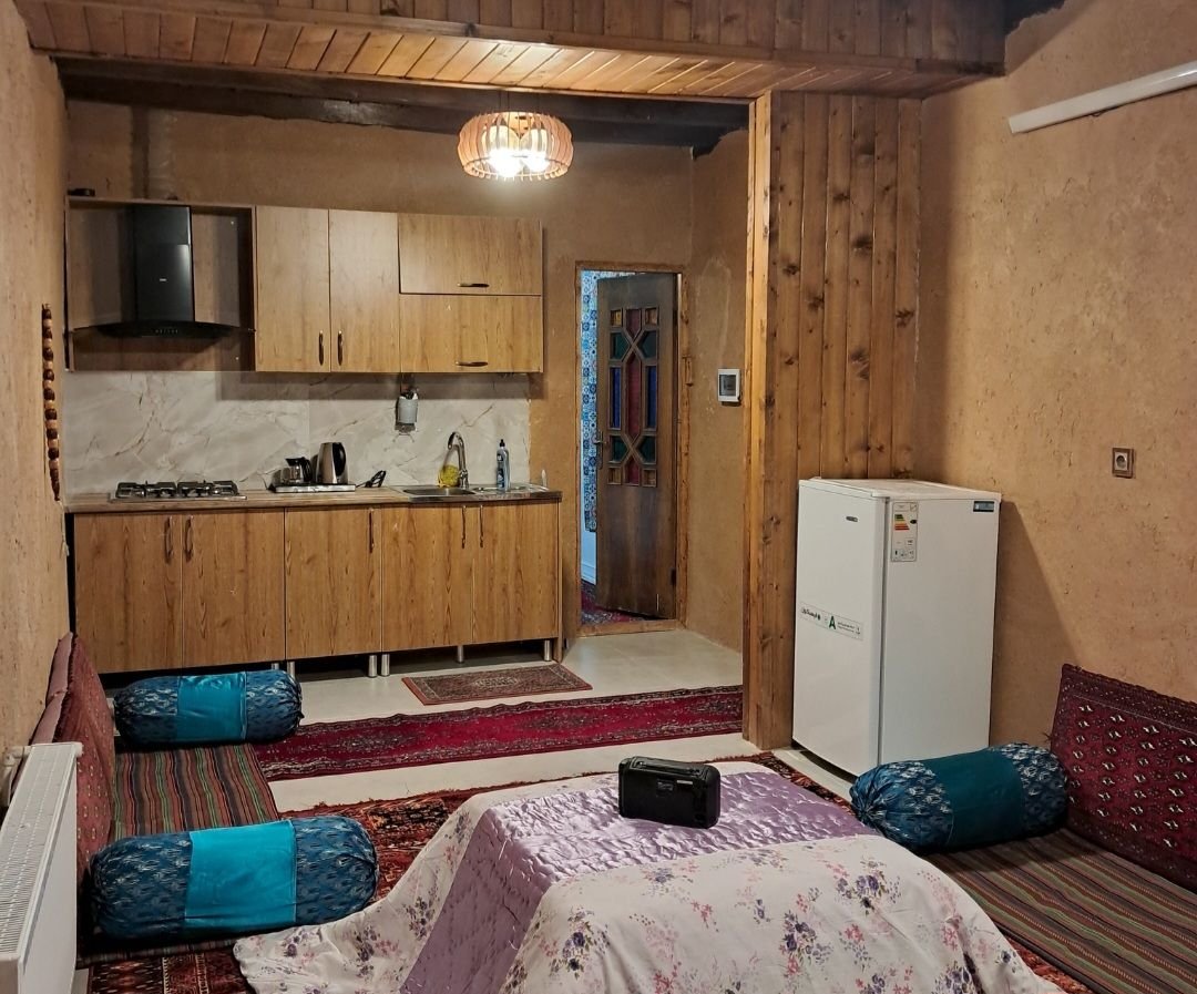 رایکا‌‌ لفور - واحد پاپلی کاهگلی