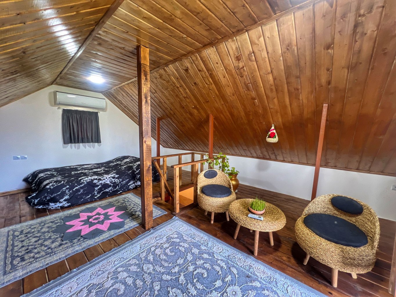 کلبه جنگلی ایت ۸