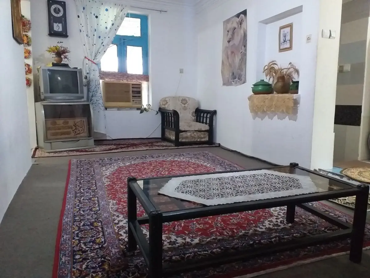 سوئیت یک خوابه صفری 2 - پذیرایی