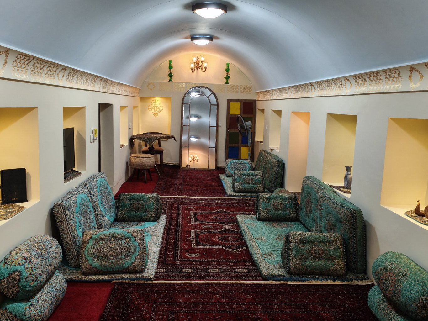 اقامتگاه سنتی مونگ - واحد کلدر